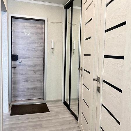 Seafront apartment Pavlodar Extérieur photo
